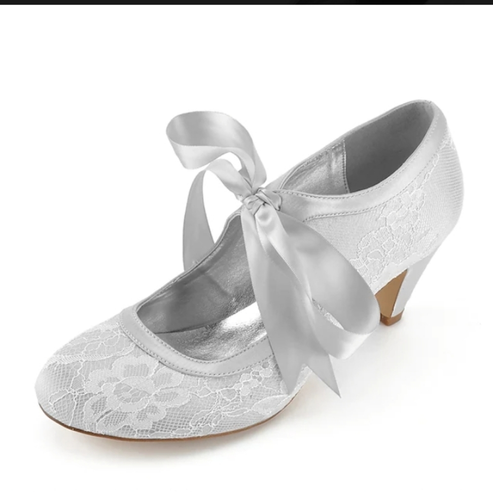 White lace wedding pumps